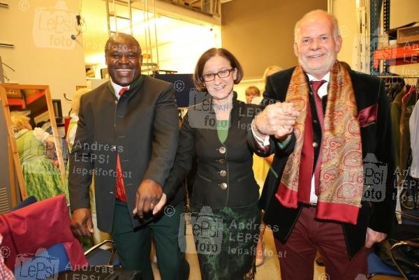 03.04.2014 |  Studio 44 |  Charity-Event<br>im Bild:<br> Biko Botowamungu, Ministerin Johanna Mikl-Leitner, Manfred Ainedter