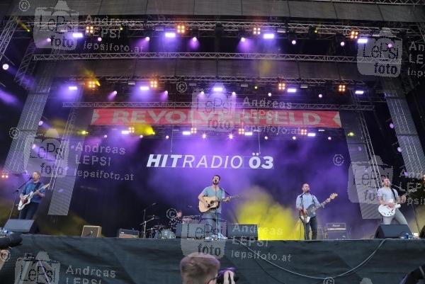 27.-29.06.2014 |  Donauinsel &ndash; Neue Donau |  31. Donauinselfest, Musik Festival, <br>Im Bild:<br> Fr, 27.6: Revolverheld  -live -Radio Wien - &Ouml;3 Festb&uuml;hne