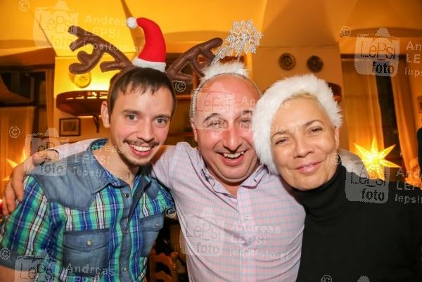 14.12.2015 |  Restaurant Beograd |  die lustige u. musikalische Weihnachtsfeier<br>im Bild:<br> Dennis Lux, Christoph F&auml;lbl, Marion Dimali