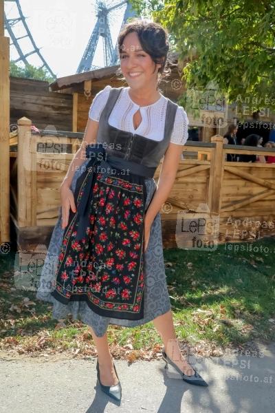 21.09.2023 |  Wiener Prater/Kaiserwiese |  Oktoberfest in Wien<br>im Bild:<br> Eva Pölzl, -in Tracht,