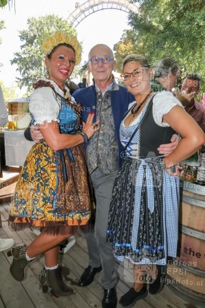 21.09.2023 |  Wiener Prater/Kaiserwiese |  Oktoberfest in Wien<br>im Bild:<br> Kurt Mann, -in Tracht,