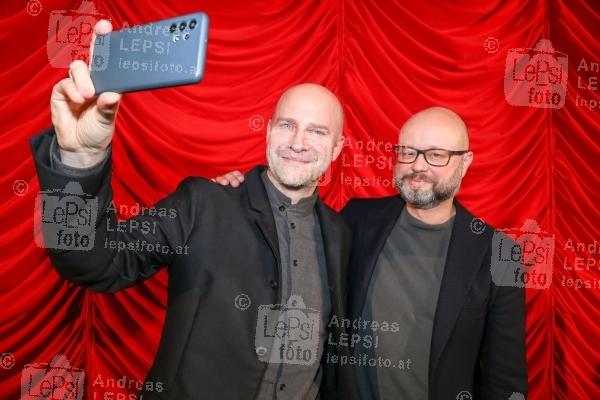 24.01.2024 |  Gartenbaukino |  Antonin Svobodas Film feiert Wien-Premiere <br>im Bild:<br> Lukas Miko, Philip Bauer -Jounalist,