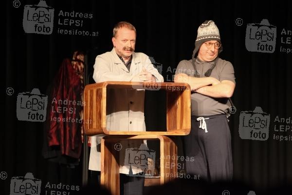 17.02.2014 |  Orpheum Wien |  Kabarett-Premiere, <br>im Bild:<br> Christoph Fälbl, Reinhard Nowak –live auf der Bühne
