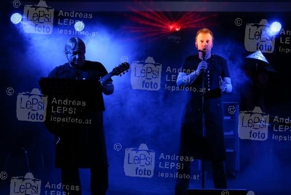 02.04.2014 |  Ramada Encore Vienna |  Koch-Kabarett<br>im Bild:<br> Peter Krendl, Wolf Frank –live, auf der Bühne