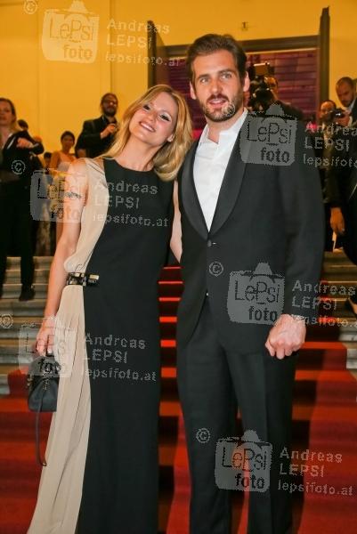 Vienna Awards - Fashion u. Lifestyle 24.04.2014 | MAK | Gala der Modekreativen in Österreich<br>im Bild:<br> Michelle Hunziker, Tomaso Trussardi
