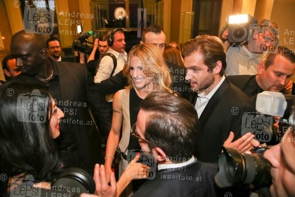 Vienna Awards - Fashion u. Lifestyle 24.04.2014 | MAK | Gala der Modekreativen in Österreich<br>im Bild:<br> Michelle Hunziker, Tomaso Trussardi