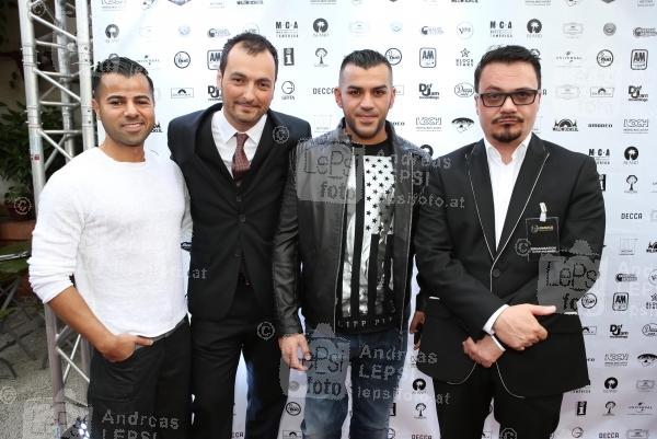 Come Together d. Universal-Künstler zum Amadeus 2014 06.05.2014 | Glacis Beisl | veranstaltet v. Universal Music Austria<br>im Bild:<br>Nazar u. Freunde, Peter Draxl -Universal Music