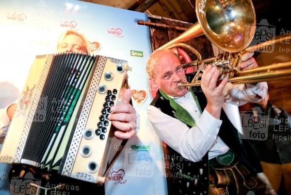 Wiener Wiesn 2014 – Eröffnung 25.09.2014 | Wiener Prater/Kaiserwiese | Oktoberfest in Wien<br>Im Bild:<br> Die Edlseer -Pressekonferenz-PK i d ORF-Alm