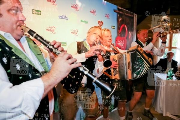 Wiener Wiesn 2014 – Eröffnung 25.09.2014 | Wiener Prater/Kaiserwiese | Oktoberfest in Wien<br>Im Bild:<br> Die Edlseer -Pressekonferenz-PK i d ORF-Alm