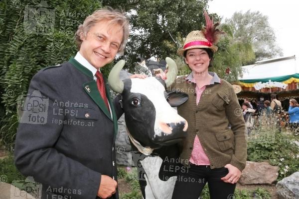 Wiener Wiesn 2014 – Eröffnung 25.09.2014 | Wiener Prater/Kaiserwiese | Oktoberfest in Wien<br>Im Bild:<br> Carmen Kreuzer, Christian Feldhofer -GF WW