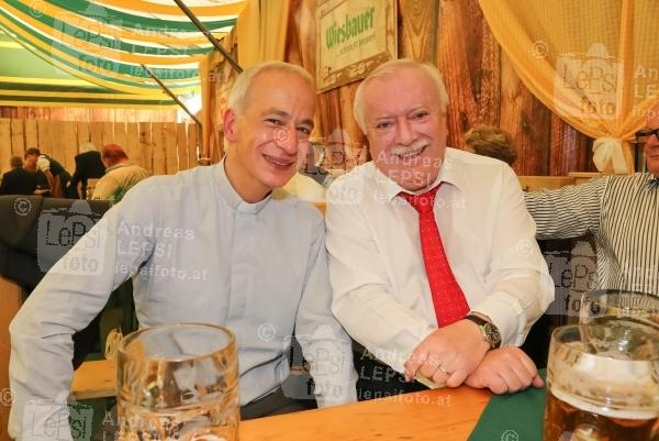 Wiener Wiesn 2014 – 5.Tag 25.09.2014 | Wiener Prater/Kaiserwiese | Oktoberfest in Wien<br>Im Bild:<br> Michael Landau, Bgm Michael Häupl -Bier-Anstich a d Bühne am Wiener Wirtn-Tag