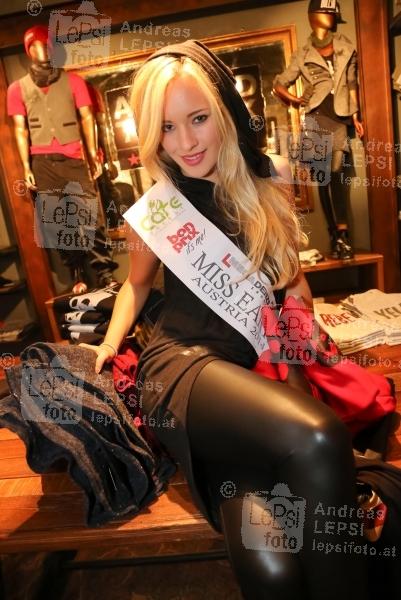 ADDICTED TO ROCK STORE 02.10.2014 | Getreidemarkt 11 | VIP u. Presse Opening<br>Im Bild:<br> Valerie Huber -Miss Earth 2014