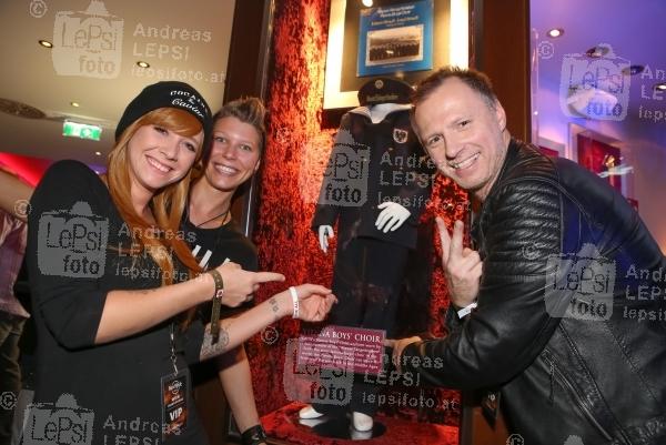11.10.2014 |  Hard Rock Cafe Wien |  Lets rock Vienna!<br>im Bild:<br> Rebecca Rapp, Virginia Ernst, Alex List