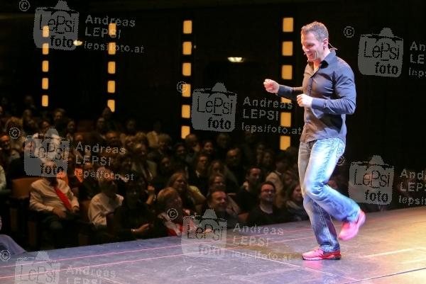 16.11.2014 |  Theater Akzent |  Kabarett-Tour, erstmals in &Ouml;sterreich, <br>im Bild:<br> Patric Heizmann  &ndash;live auf der B&uuml;hne