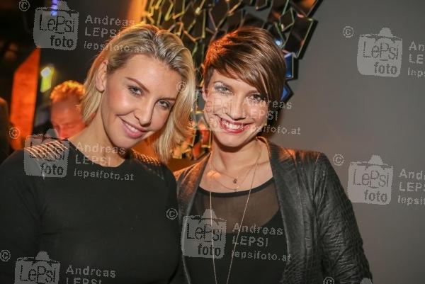 11.12.2014 |  Chaya Fuera |  der Star-DJ in Wien | PR Robin Consult  <br>im Bild:<br> Cathy Zimmermann, Felicitas Matern