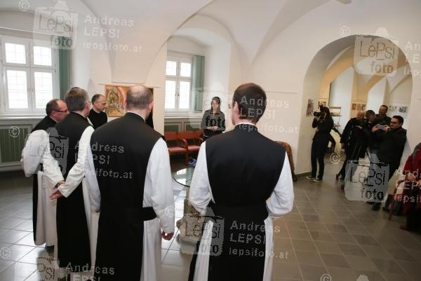 CHANT FOR PEACE - Heiligenkreuzer Mönche singen mit Timna Brauer 26.02.2015 | Stift Heiligenkreuz | CD-Präsentation v. Universal Music<br>im Bild:<br> Singenden Mönche v. Zisterzienserstift Heiligenkreuz