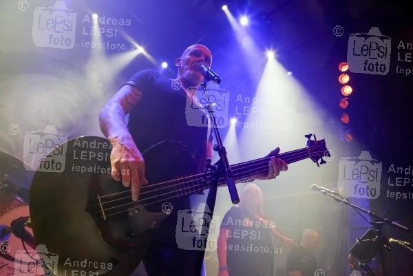 SANTIANO 26.01.2016 |  Ottakringer Brauerei |  Konzert in Wien<br>im Bild:<br> Santiano -live, a d Bühne