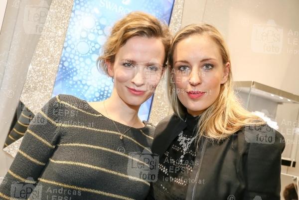 SWAROVSKi RE-OPENING 11.02.2016 |  Flagship Store Swarovski |  auf der Wiener Kärtner Straße<br>im Bild:<br> Adina Vetter, Lilian Klebow
