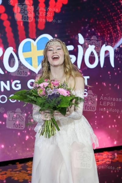 12.02.2016 |  ORF-Zentrum |  ORF, Vorentscheidung zum Eurovision Song Contest in Stockholm  <br>im Bild:<br> ZOE Straub -Siegerin, f&auml;hrt zum ESC 2016