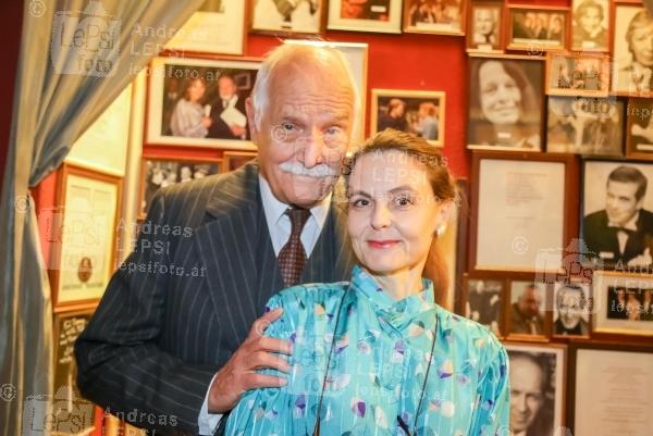 GEHEIMAKTE TRIPOLIS 11.10.2016 |  Freie Bühne Wieden |  Premieren Abend in Wieden | MTT PR <br>im Bild:<br> Michaela Ehrenstein, Gerhard Dorfer