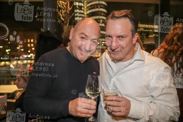 Österreichischer Kabarettpreis – 2017 20.11.2017 |  Wiener Urania | Verleihungs-Gala<br>im Bild:<br>Wir sind Kaiser- Robert Palfrader, Rudi Roubinek