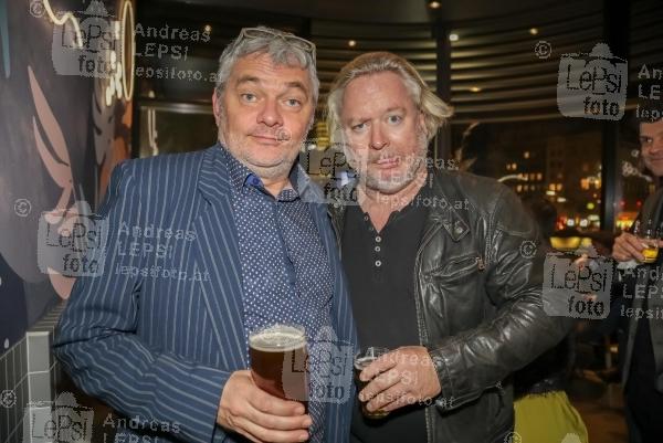 Österreichischer Kabarettpreis – 2017 20.11.2017 |  Wiener Urania | Verleihungs-Gala<br>im Bild:<br>Werner Brix, Gregor Seberg