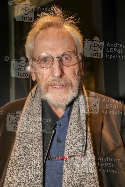 Österreichischer Kabarettpreis – 2017 20.11.2017 |  Wiener Urania | Verleihungs-Gala<br>im Bild:<br>Kamera-Legende Walter Kindler -Portrait