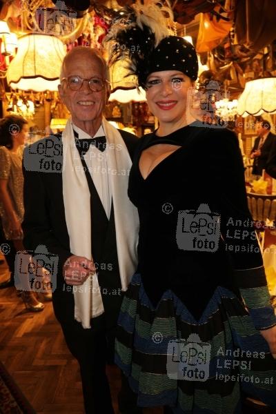 MyKi CHARITY-NEUJAHRSDINNER 10.01.2018 | Marchfelderhof/Deutsch-Wagram | unter dem Motto DER GROSSE GATSBY<br>im Bild:<br> Werner Fasslabend, Natalia Ushakova