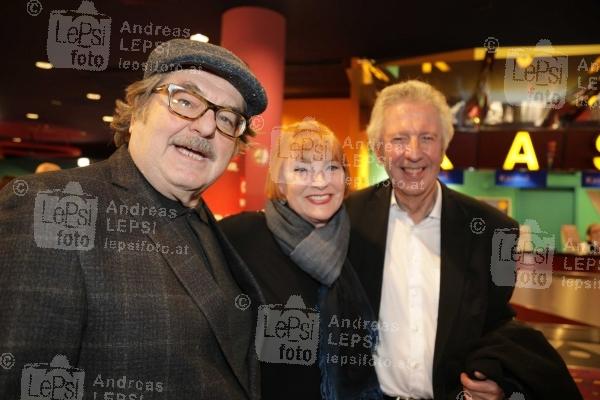 ALT ABER POLT – ORF KRIMI 22.03.2018 | Village Cinema | Erwin STEINHAUER und Iris BERBEN IN NEUEM ORF-KRIMI<br>im Bild:<br> Erwin Steinhauer, Chris Lohner, Alfred Komarek