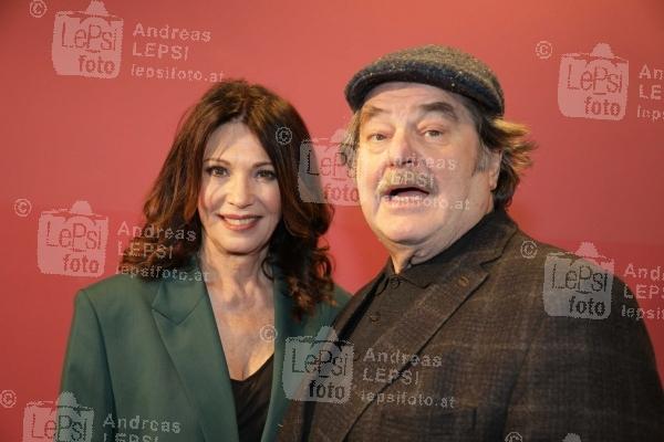 ALT ABER POLT – ORF KRIMI 22.03.2018 | Village Cinema | Erwin STEINHAUER und Iris BERBEN IN NEUEM ORF-KRIMI<br>im Bild:<br> Iris Berben, Erwin Steinhauer