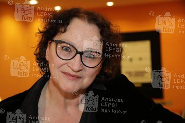 ZWEI HERREN IM ANZUG – Film Premiere 27.03.2018 | Votiv Kino | eine Familiensaga von Josef Bierbichler<br>im Bild:<br> Agathe Taffertshofer -Portrait