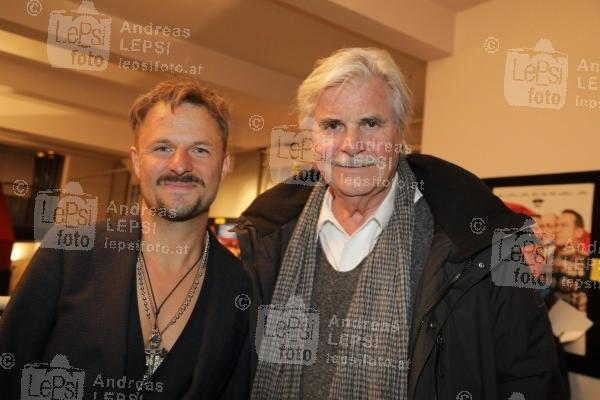 ZWEI HERREN IM ANZUG – Film Premiere 27.03.2018 | Votiv Kino | eine Familiensaga von Josef Bierbichler<br>im Bild:<br> Philipp Hochmair, Peter Simonischek