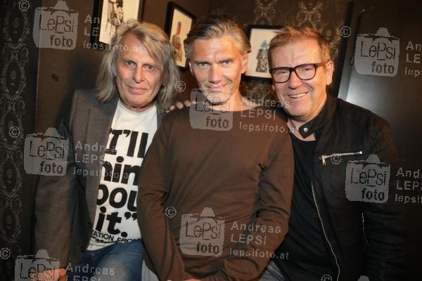 CHRISTOPHER JUST - Catania Airport Club 16.05.2018 | Wiener Ateliertheater | Lesung u. Buchpräsentation<br>im Bild:<br> Rudi Nemeczek, Christopher Just, Eberhard Forcher,