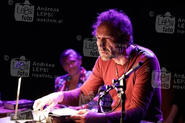 CHRISTOPHER JUST - Catania Airport Club 16.05.2018 | Wiener Ateliertheater | Lesung u. Buchpräsentation<br>im Bild:<br> Christopher Just, Gerald Votava,