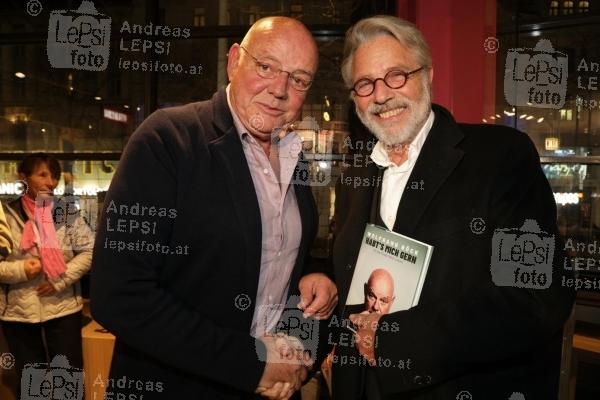 12.11.2018 |  Thalia Wien |  Präsentiert sein Buch mit d. Amalthea Verlag | PR Robin Consult <br>im Bild:<br> Wolfgang Böck, Adi Hirschal,