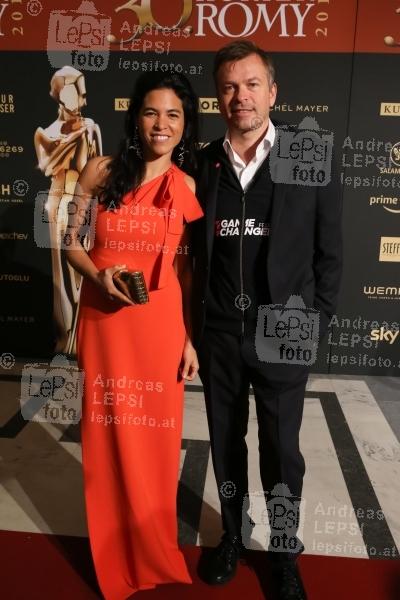13.04.2019 |  Wiener Hofburg |  Gala-Verleihung des Fernseh-Preises von ORF u. KURIER<br>im Bild:<br> Markus Breitenecker -Puls4 -mit Gattin Jenny-Rose,