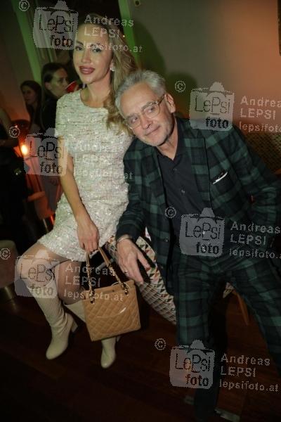 ONE of ONE feiert Jubiläum 29.10.2019 |  One of One  |  DOTS Group Jubiläumsparty mit Wiens High Society<br>im Bild:<br> Christian Mucha -mit Gattin Ekaterina,