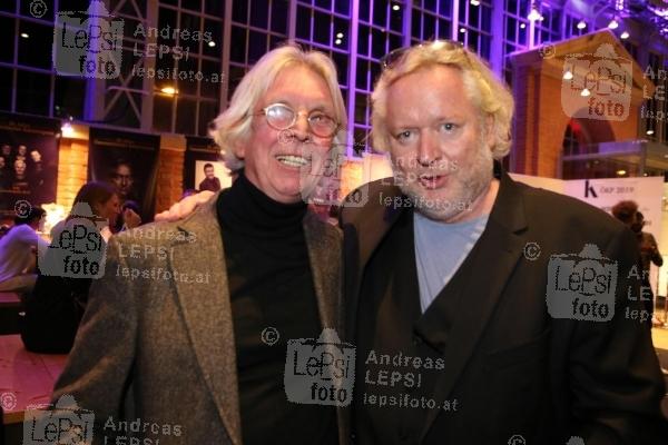 04.11.2019 |  Globe Wien |  Verleihungs-Gala<br>im Bild:<br> Gerhard Haderer, Gregor Seberg,
