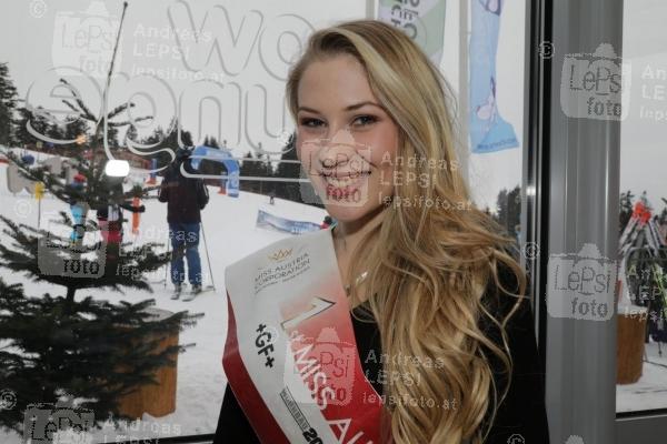 12.12.2019 |  Stuhleck/Stmk |  Saison-Start am Semmering<br>im Bild:<br> Larissa Robitschko -Miss Austria,