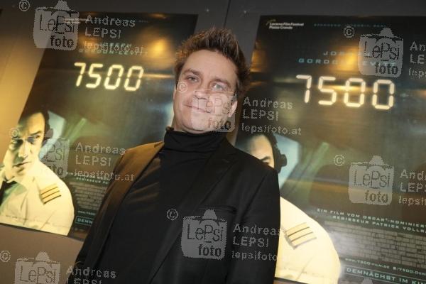 7500 – Horror des modernen Terrorismus 08.01.2020 |  Haydnkino Wien |  Oscar-nominierte Österreich Premiere<br>im Bild:<br> Patrick Vollrath -Regie,