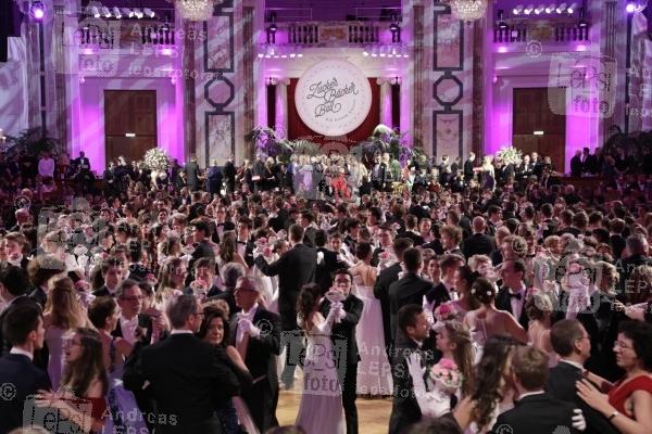 16.01.2020 |  Wiener Hofburg |  Wiens beliebtester Ball!<br>im Bild:<br> -Eröffnung i Festsaal,