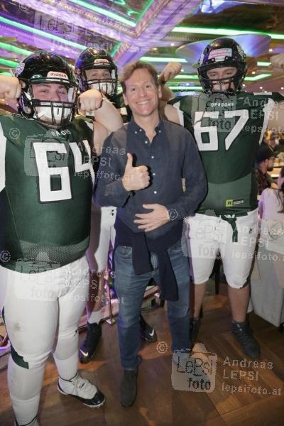 SUPERBOWL NIGHT 2020 02.02.2020 |  Admiral Arena Prater |  Promis in der VIP ZONE <br>im Bild:<br> US-Botschafter Trevor D. Traina,