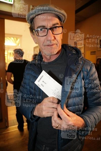 Eva Maria Marold – VIELSEITIG DESINTERESSIERT! 17.02.2020 | Stadtsaal | Premiere d. neuen Kabarett-Soloprogramm<br>im Bild:<br> Hubert Wolf,