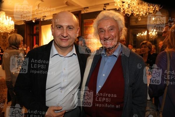 CHRIS LOHNER - Zeitgeschichte in Bildern und Anekdoten 24.10.2022 | Palais Szechenyi | Chris Lohner präsentiert ihr neues Buch!<br>im Bild:<br> Ali Rahimi, Samy Molcho,