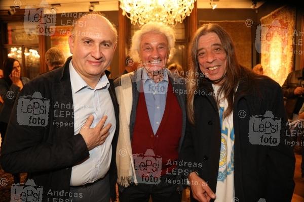CHRIS LOHNER - Zeitgeschichte in Bildern und Anekdoten 24.10.2022 | Palais Szechenyi | Chris Lohner präsentiert ihr neues Buch!<br>im Bild:<br> Ali Rahimi, Samy Molcho, Harri Stojka,