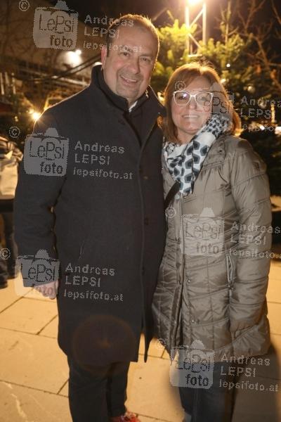 ALM ADVENT 2023 – Opening 23.11.2023 | Messe Wien | Das Adventdorf in Wien!<br>im Bild:<br> BV Alexander Nikolai, Claudia Wiesner -Alm Advent,