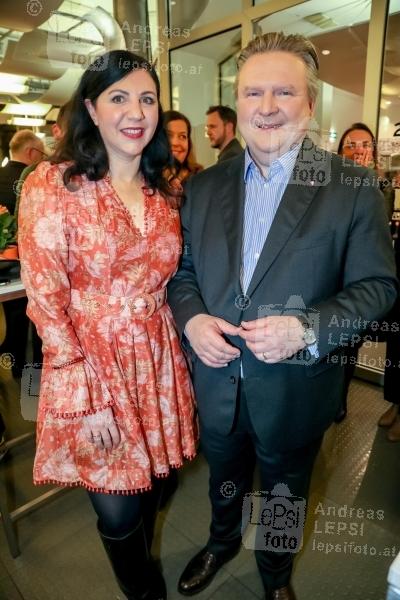 FRÜHLINGSFEST ORF WIEN 20.03.2024 | Studio Wien | Am neuen Standort in Wien<br>im Bild:<br> Jasmin Dolati, BM Michael Ludwig,