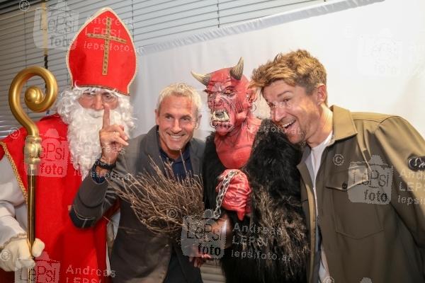 Österreichische Sporthilfe – Krampus Night 05.12.2024 | Hyundai Flagship Store | Mit aktuellen und ehemaligen Sportgrößen<br>im Bild:<br> -mit Nikolo, Michael Konsel, -mit Krampus, Thomas Zajac, -Selfie-Action,